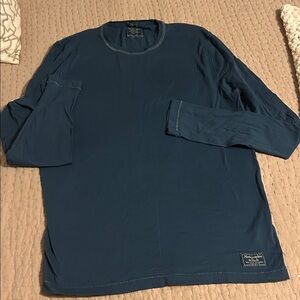 Abercrombie & Fitch Men's Deep Blue Long Sleeve Tee size large